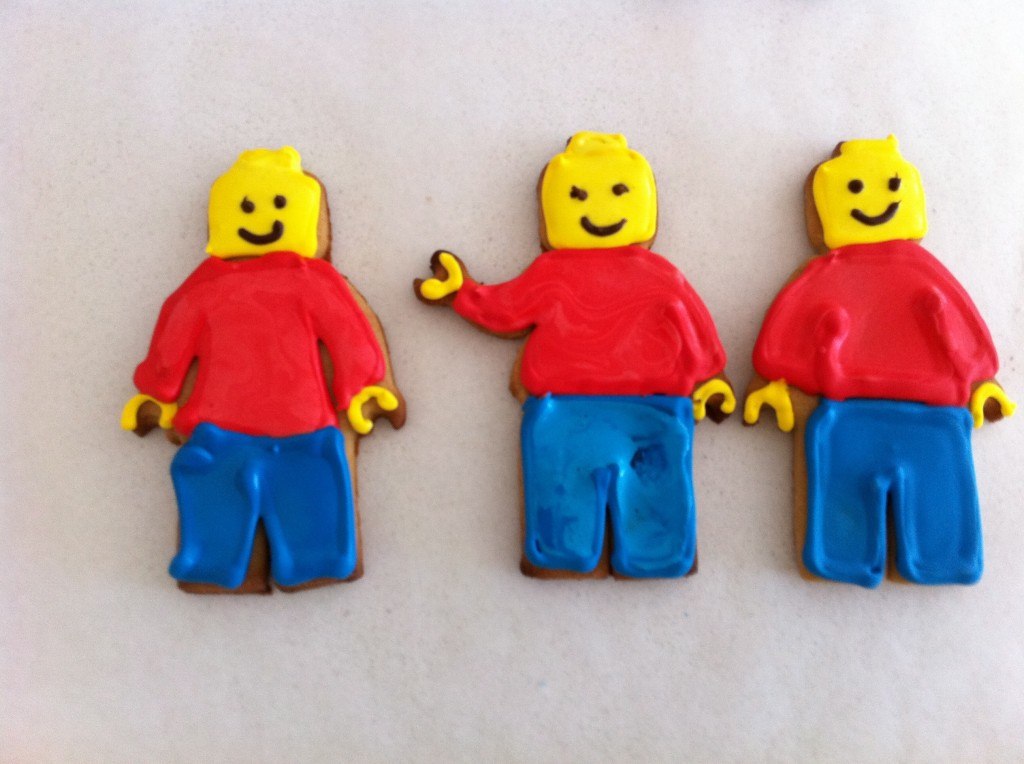 lego man biscuits