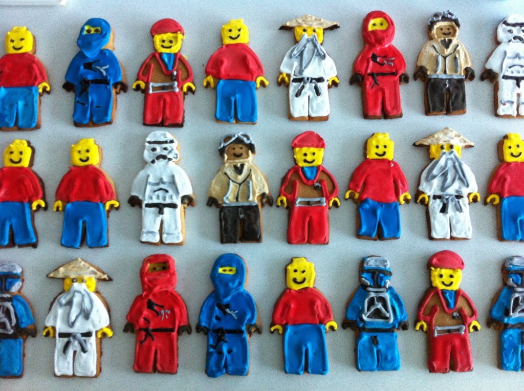 lego man biscuits