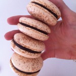 almond flour chocolate macarons