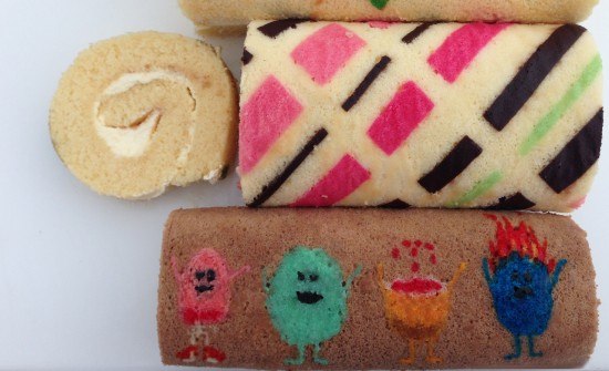 patterned roll cake