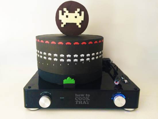 Animated Space Invaders cake by Ann Reardon