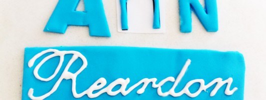 cake decorating lettering tutorial