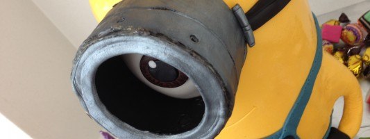 minion cake despicable me 2