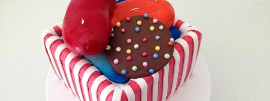 Candy Crush Saga Cake are you stuck on level 33, 65 or 97?