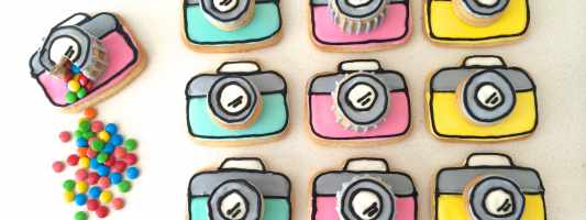 camera pinata cookies howtocookthat