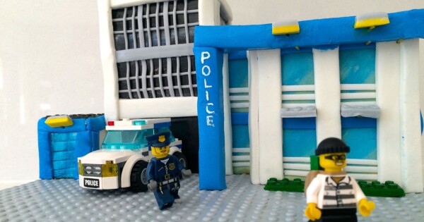 Make A Wish  LEGO City Police Station theme cake  Toys are  provided by customer    联络方式Contact details Whatsapp  wwwwasapmy601155055218 Wechat 01155055218 Facebook Inbox  Facebook