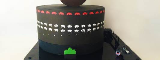 space invaders cake pixels movie