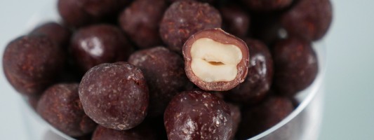 how to cover nuts in chocolate