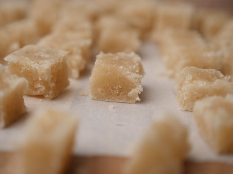 HowToCookThat Cakes, Dessert & Chocolate 200 year old marshmallow