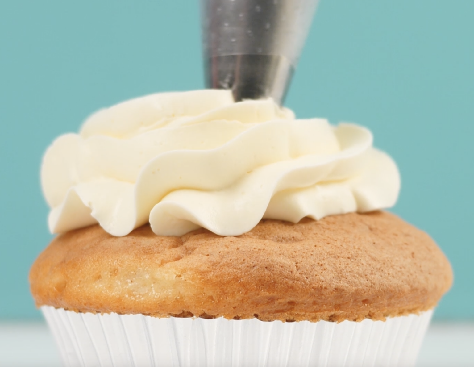 HowToCookThat Cakes, Dessert & Chocolate Cake Rescue, which