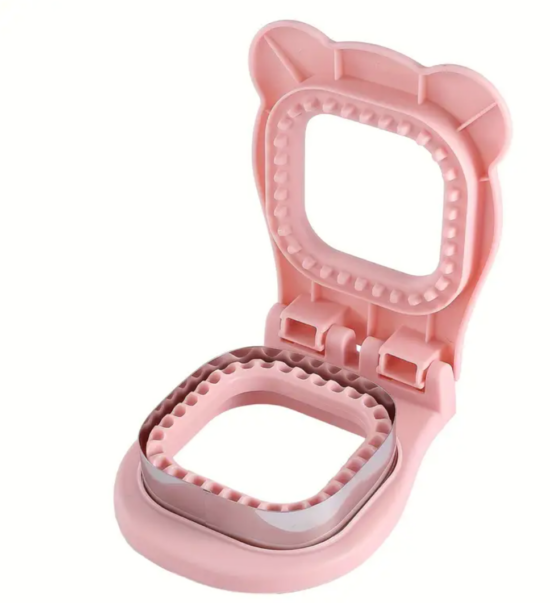 clever cutter sandwich cutter